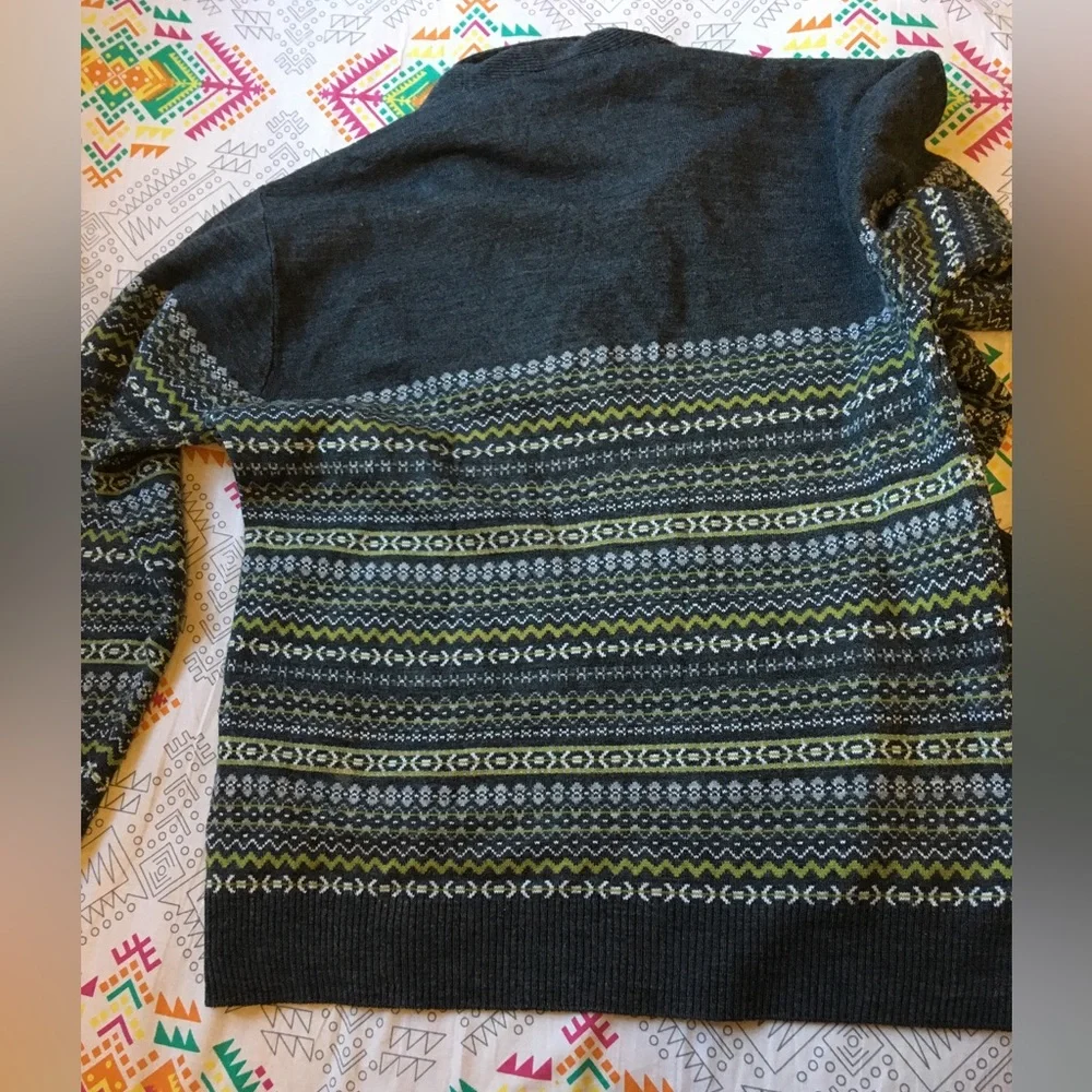 Peter England Cross Neck Sweater - Picture 7 of 7